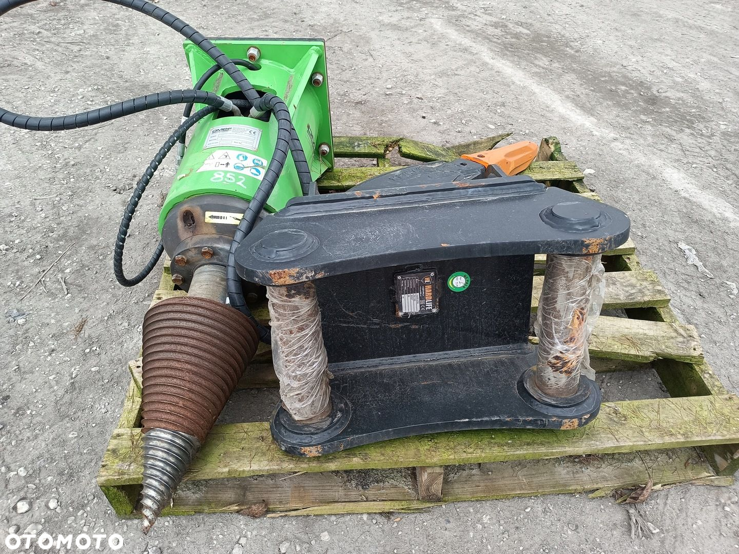 Łuparka hydrauliczna stożkowa ŚWIDER DO drewna pni korzeni OMEF SPV2 110 - 3