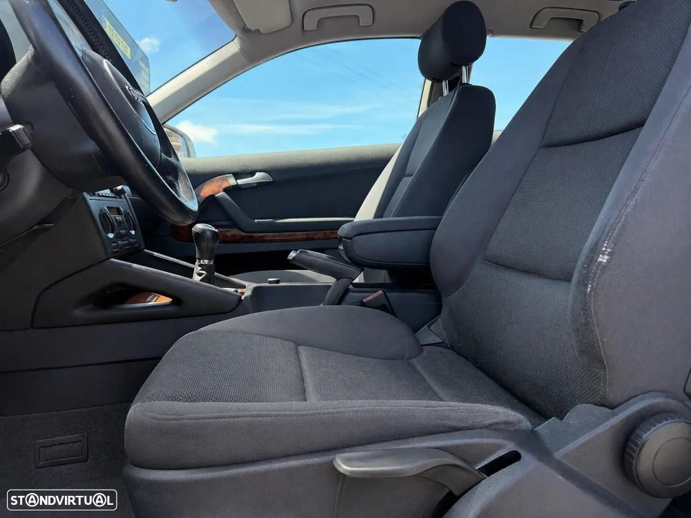 Audi A3 1.6 Ambition - 9
