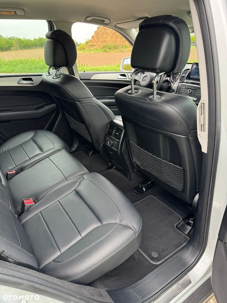 Mercedes-Benz GLE 350 d 4-Matic - 11