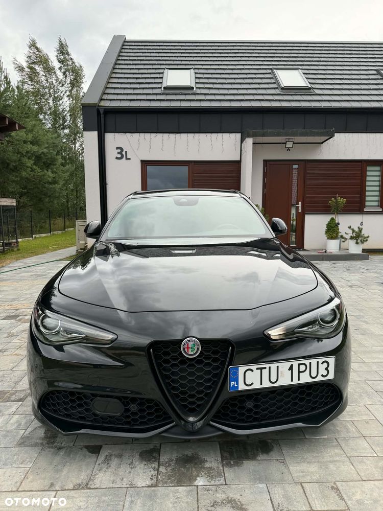 Alfa Romeo Giulia 2.0 Turbo 16V AT8 Veloce Ti - 12
