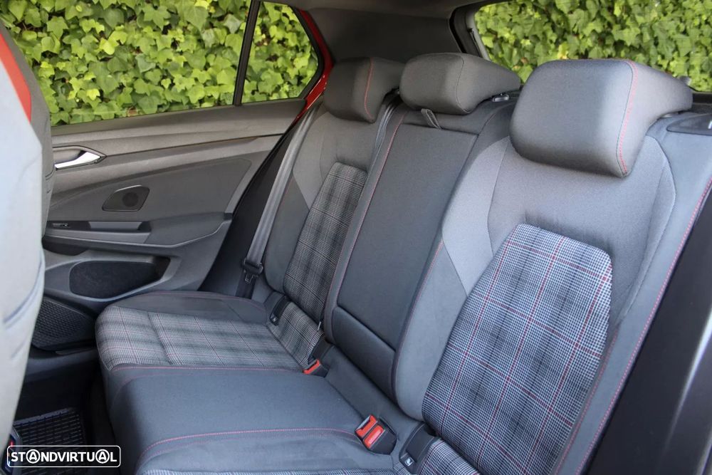 VW Golf 2.0 TSI GTI DSG - 15