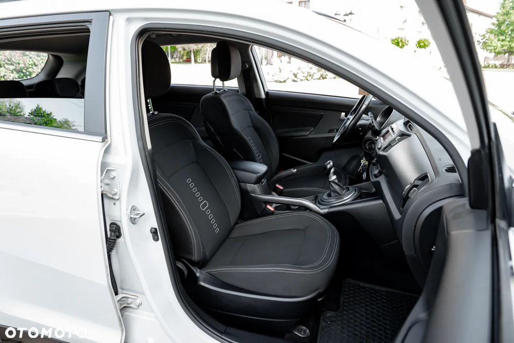 Kia Sportage 1.6 GDI M 2WD - 26