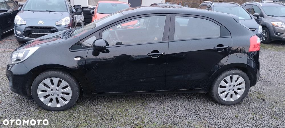 Kia Rio 1.1 CRDI Attract - 8