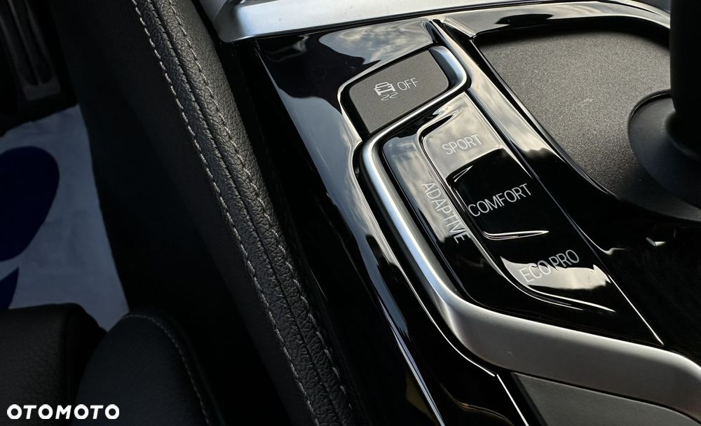 BMW Seria 5 530d xDrive M Sport Edition - 29