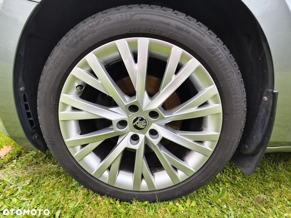 Skoda Superb 1.4 TSI ACT Active - 17