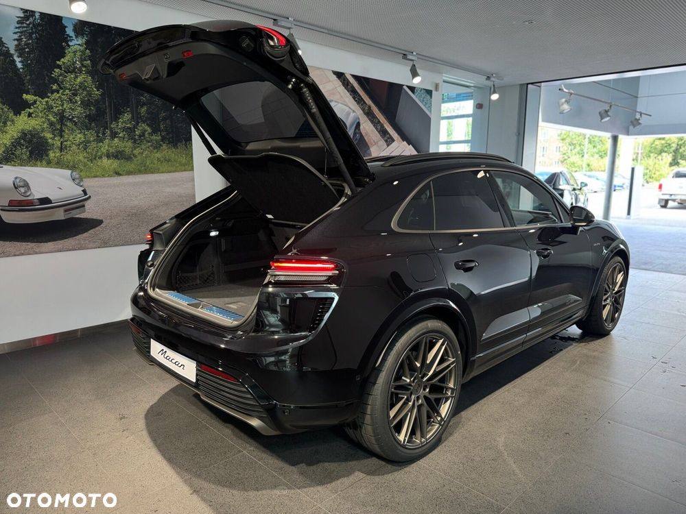 Porsche Macan - 8