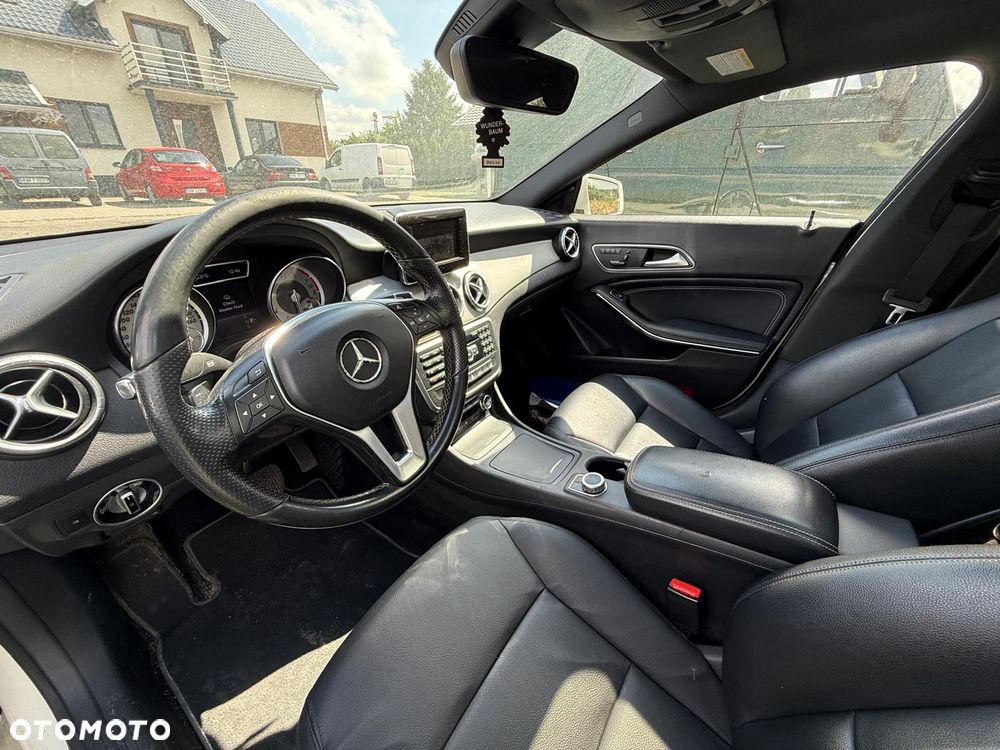 Mercedes-Benz CLA 250 7G-DCT SCORE - 5
