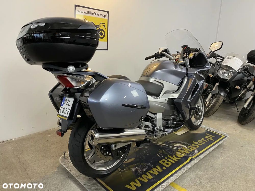 Yamaha FJR - 5
