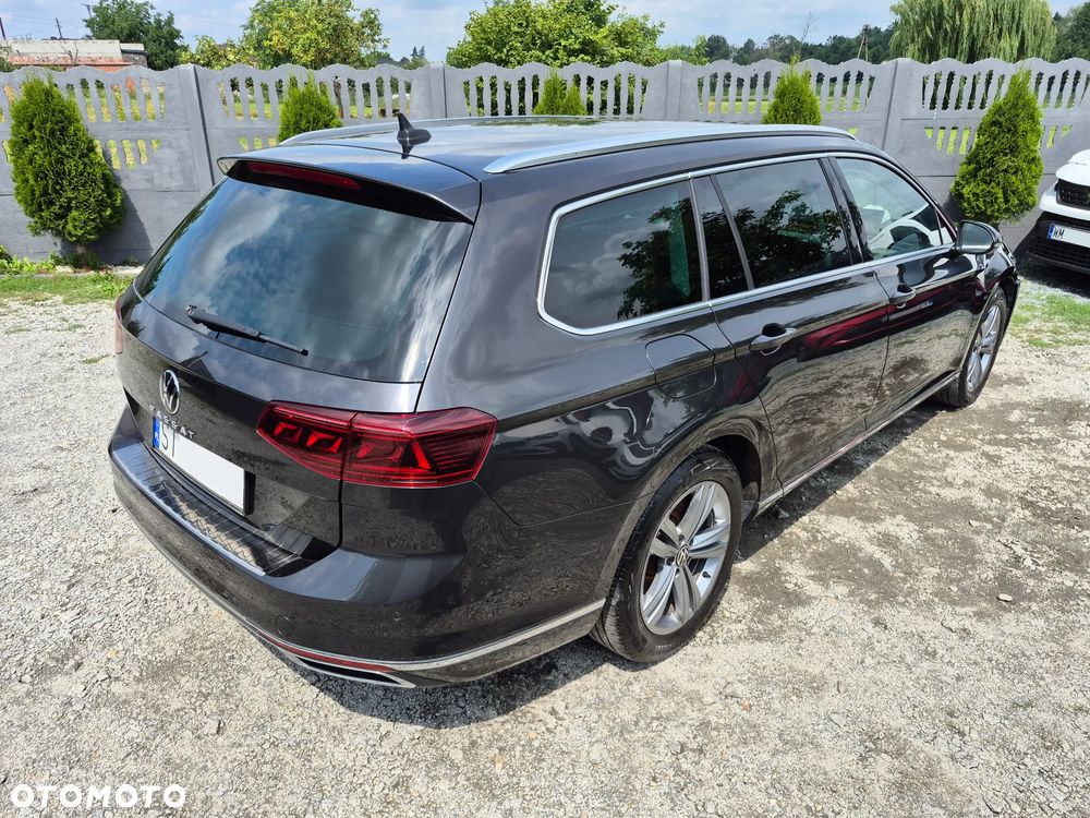 Volkswagen Passat 1.5 TSI EVO Elegance DSG - 4