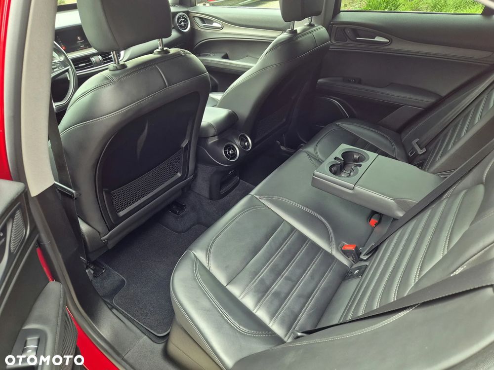 Alfa Romeo Stelvio 2.0 Turbo 16V AT8-Q4 First Edition - 17