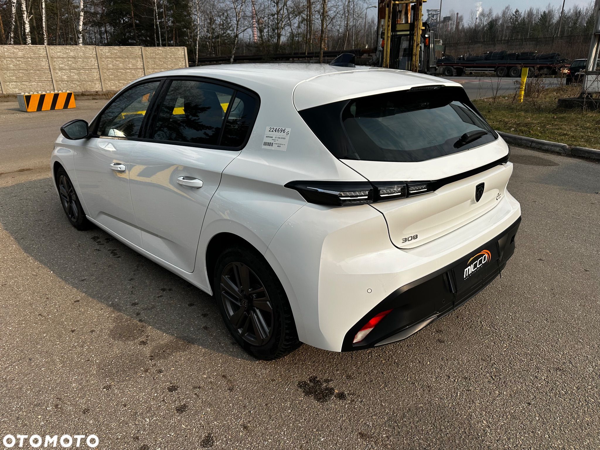 Peugeot 308 - 1