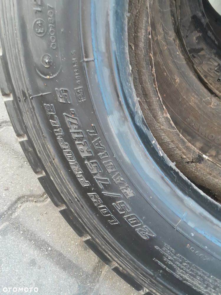 Opony komplet Bridgestone R227 205/75R17,5 - 4