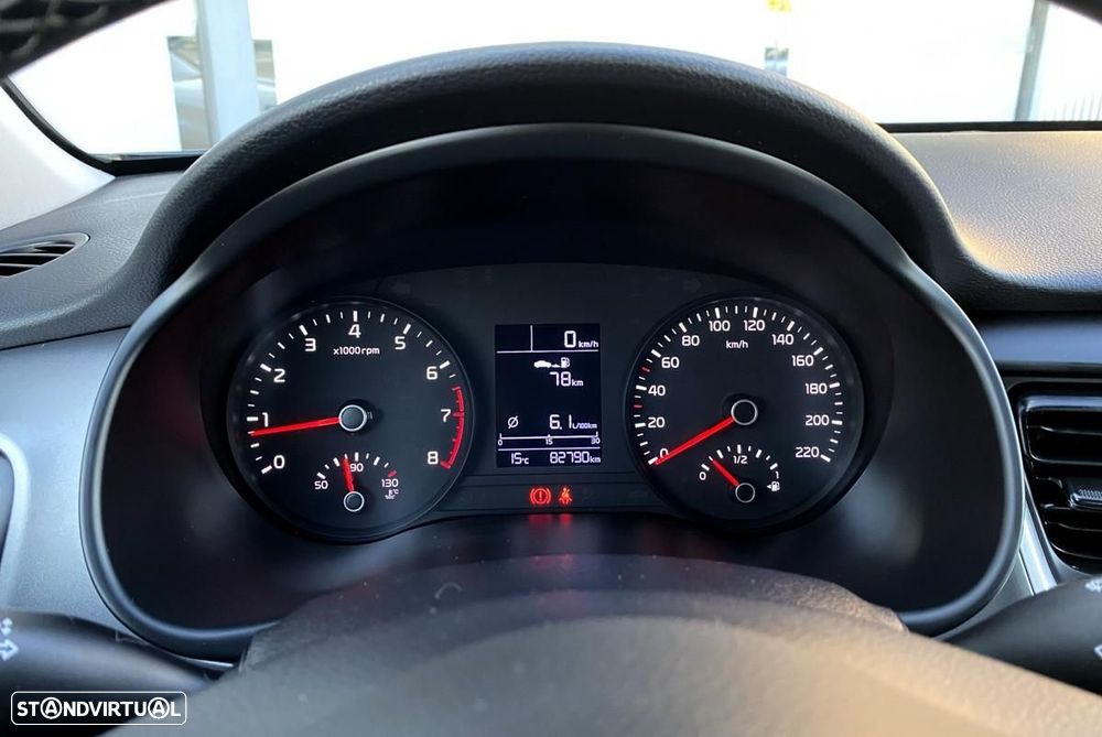 Kia Stonic 1.2 Dynamic - 23