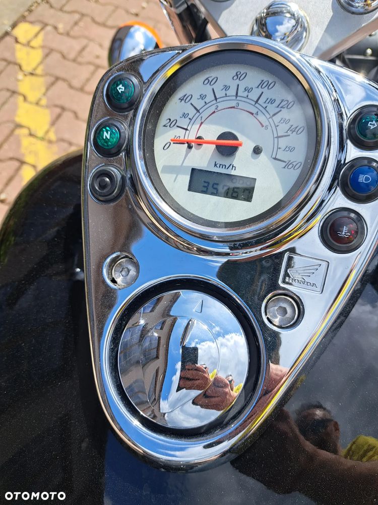 Honda Shadow - 4