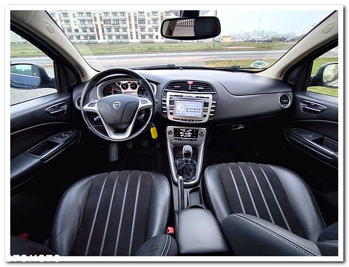 Lancia Delta 1.6 MJ Steel - 33