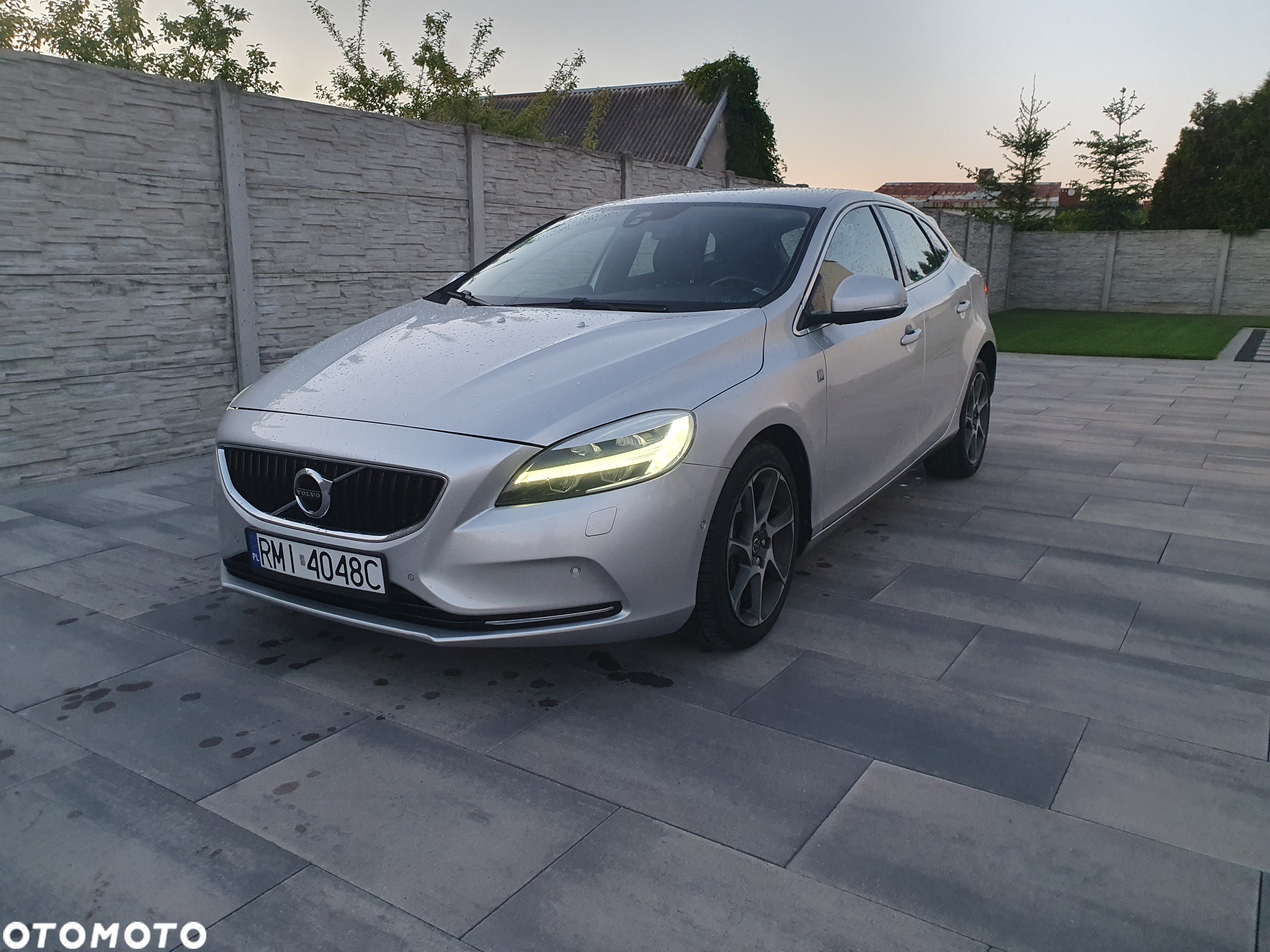Volvo V40 D4 Drive-E Ocean Race - 5