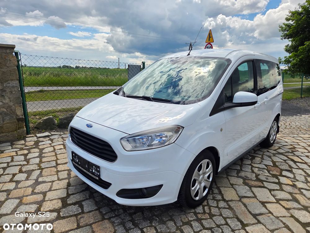 Ford Courier - 3
