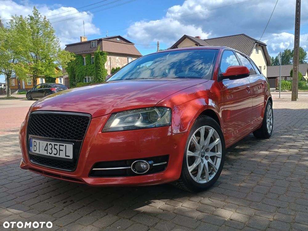Audi A3 Sportback 1.6 TDI DPF S tronic Ambiente - 1