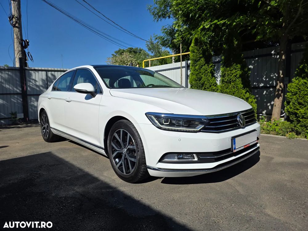 Volkswagen Passat 2.0 TDI DSG Highline - 1