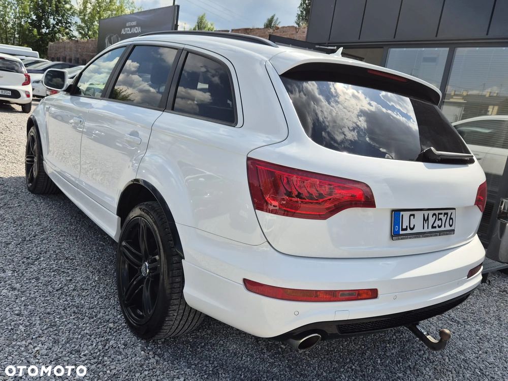 Audi Q7 - 10