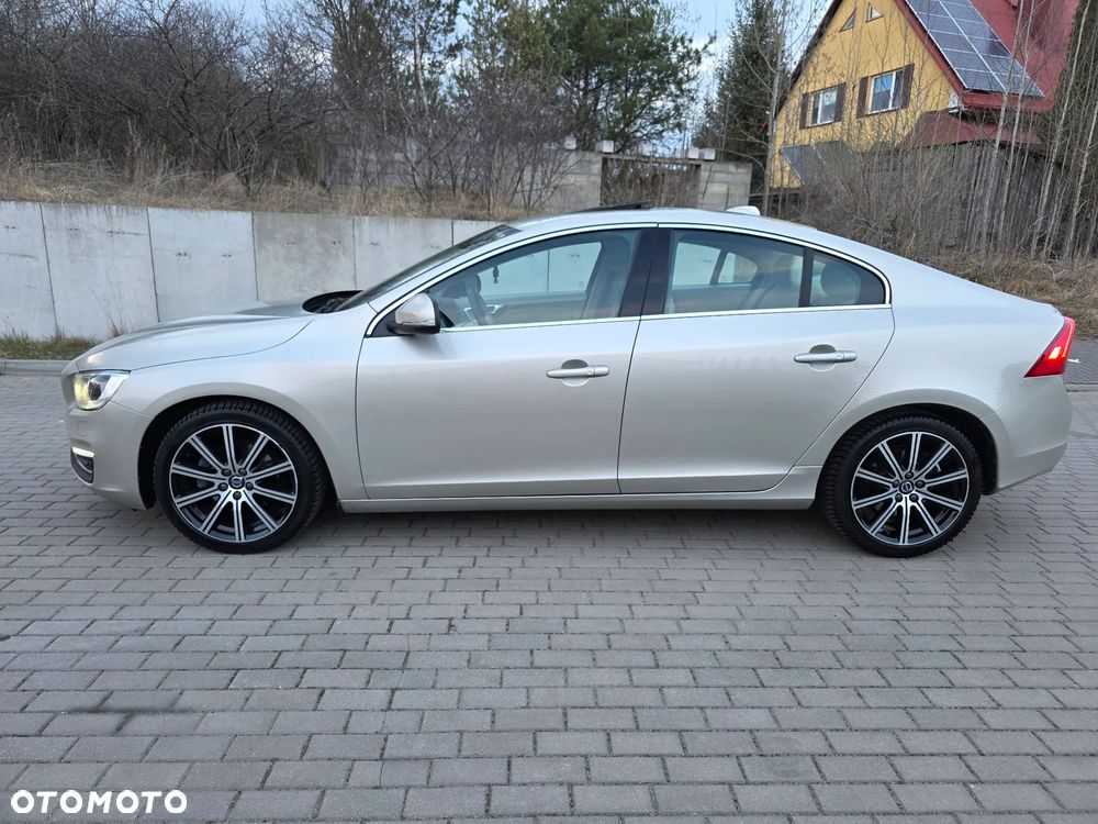 Volvo S60 D4 Geartronic Summum - 1