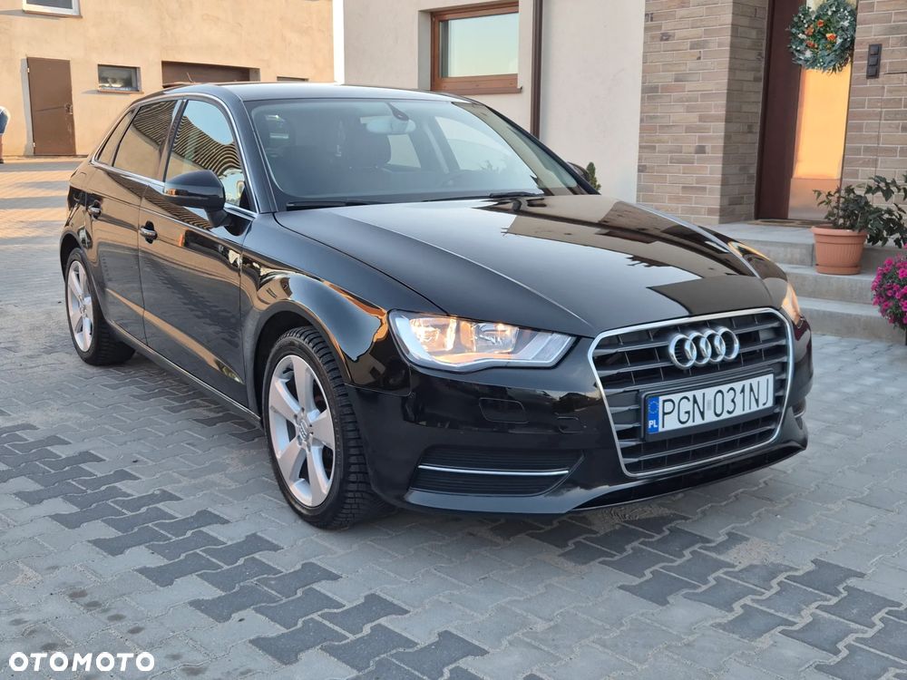 Audi A3 Sportback 1.6 TDI Ambiente - 4