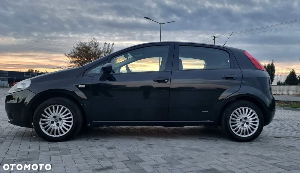 Fiat Grande Punto - 4