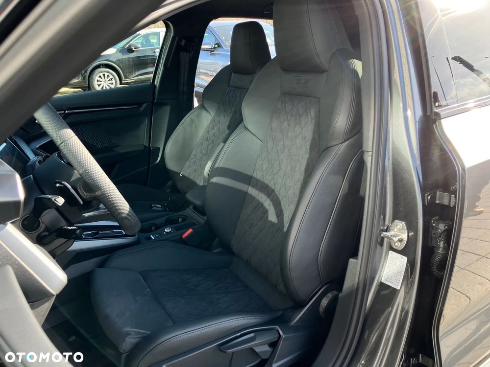 Audi RS3 Sportback - 15