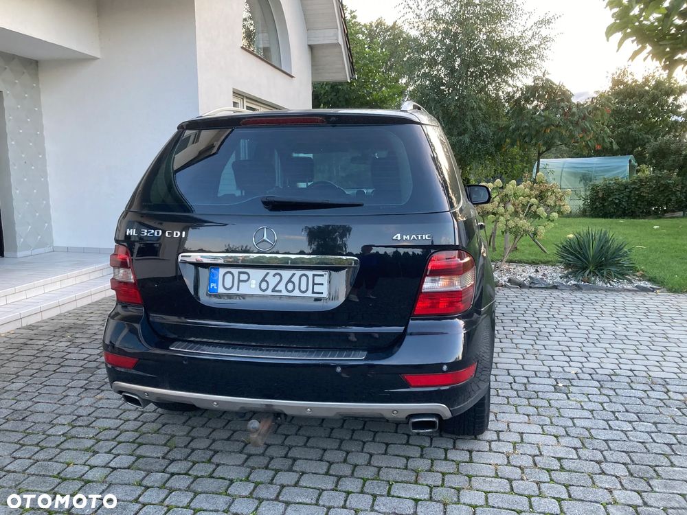 Mercedes-Benz ML 320 CDI 4-Matic - 2