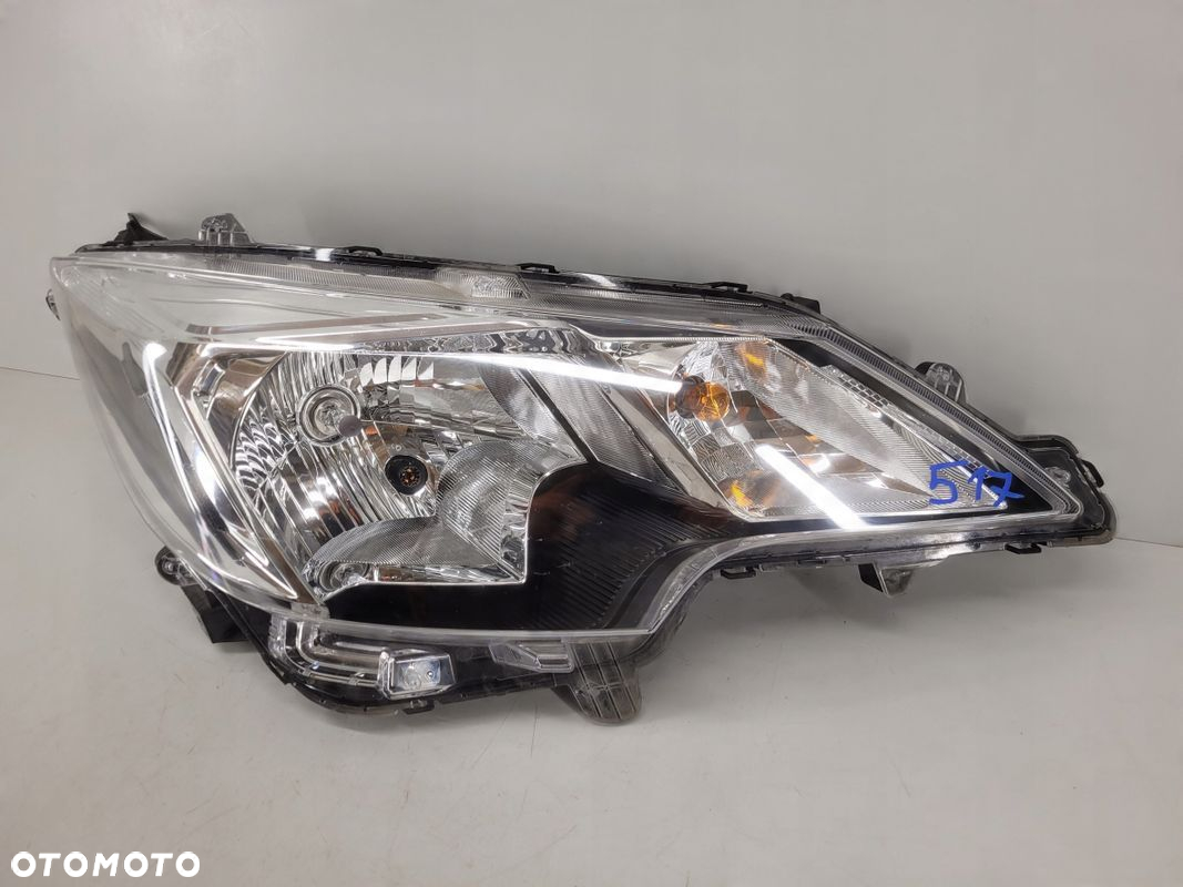 Mitsubishi Space star Lift 19- prawy reflektor lampa przednia przód - 2