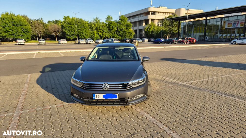 Volkswagen Passat 1.6 TDI SCR DSG Comfortline - 2