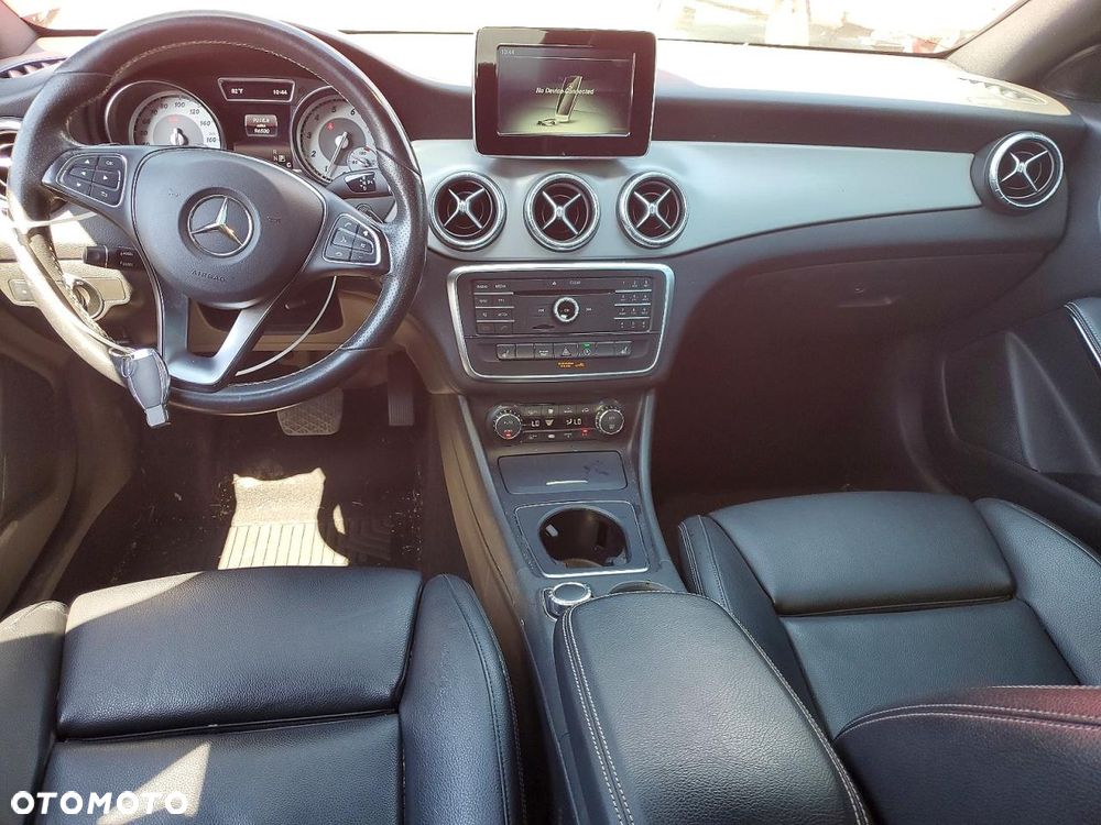 Mercedes-Benz CLA - 7