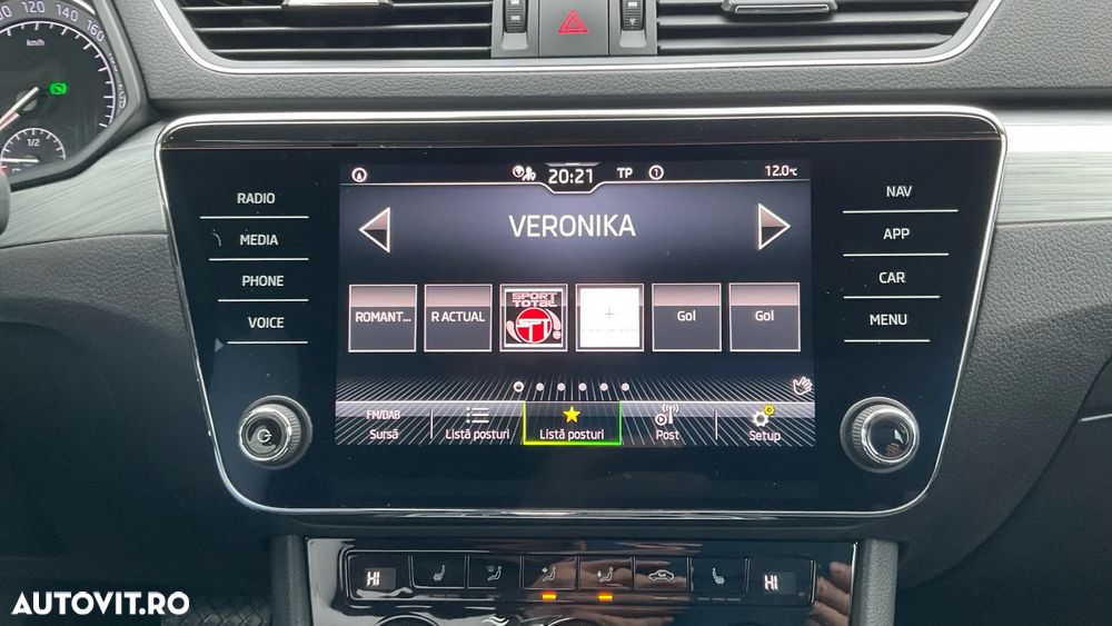 Skoda Superb 2.0 TDI DSG Ambition - 27