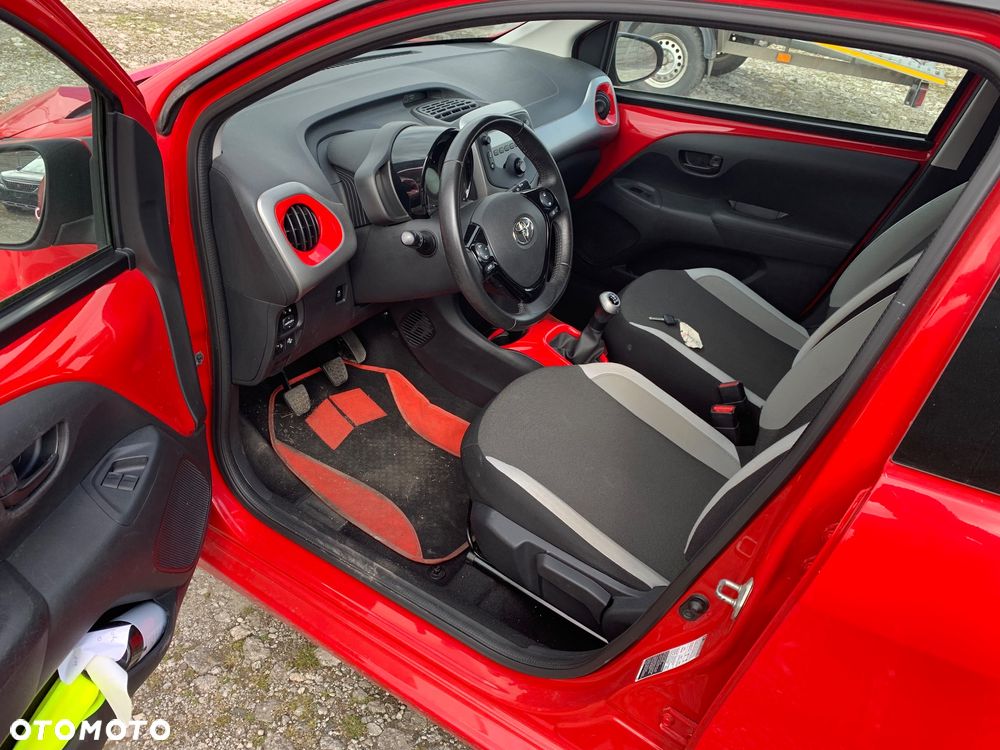 Toyota Aygo x-style - 10