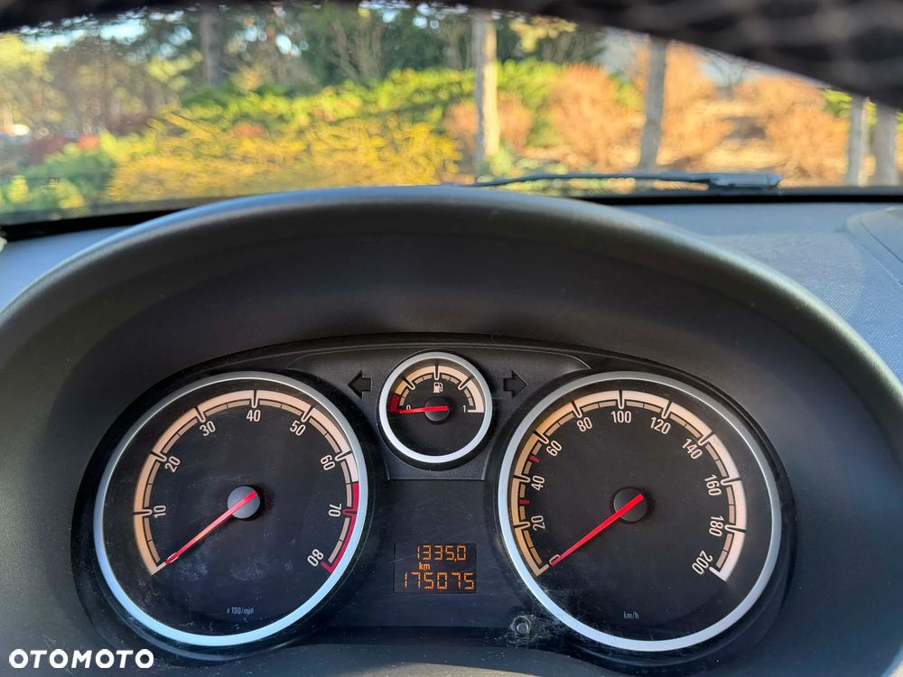 Opel Corsa - 6