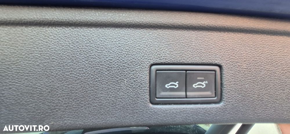 Volkswagen Touareg - 15