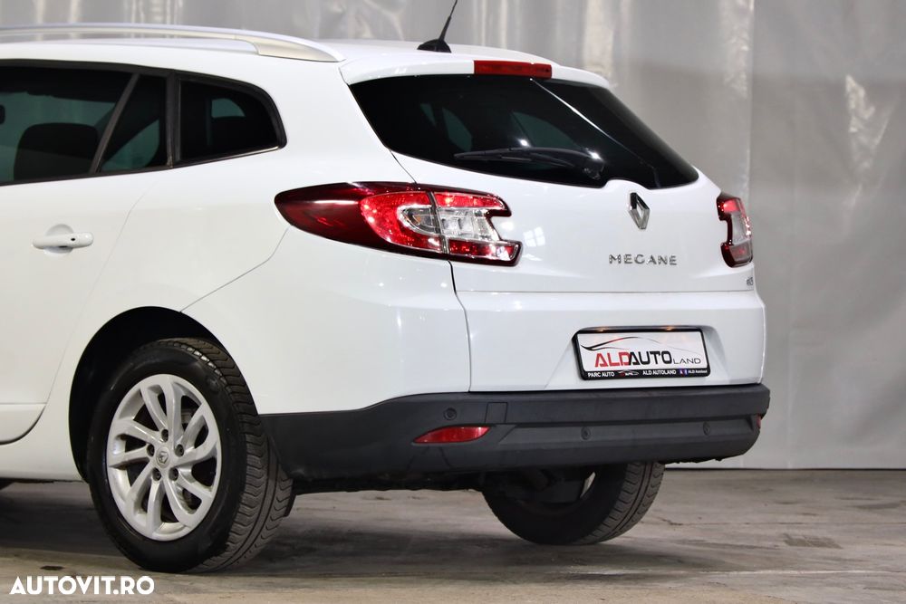 Renault Megane dCi 110 FAP Paris Business - 29