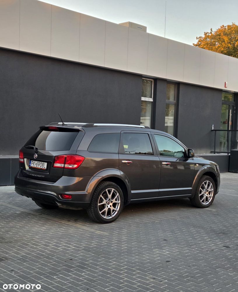 Fiat Freemont 2.0 Multijet Lounge AWD - 4