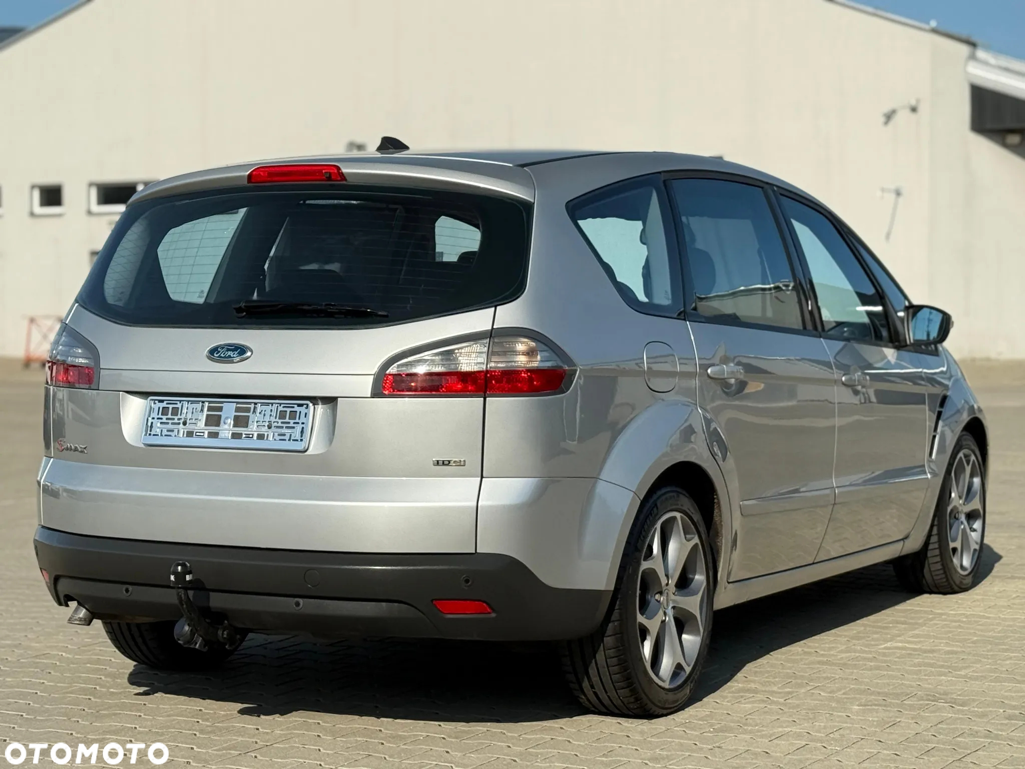 Ford S-Max 2.0 TDCi DPF Titanium - 13