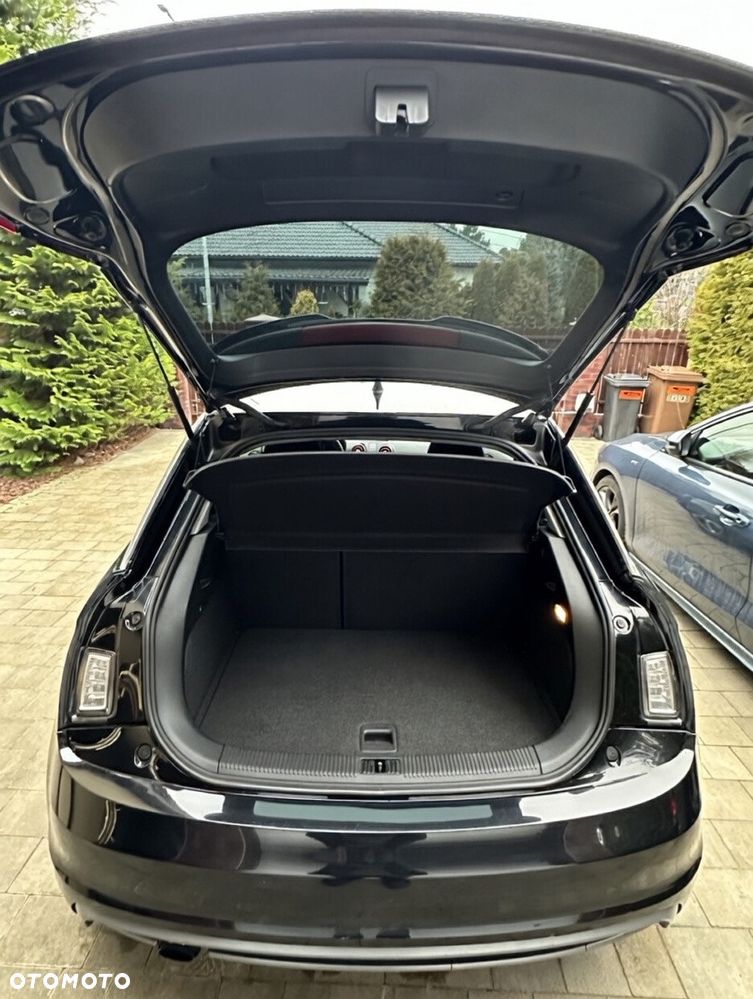 Audi A1 3-drzwiowe 1.6 TDI S line edition - 10