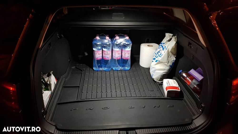 Volkswagen Passat Variant 2.0 TDI Highline - 4