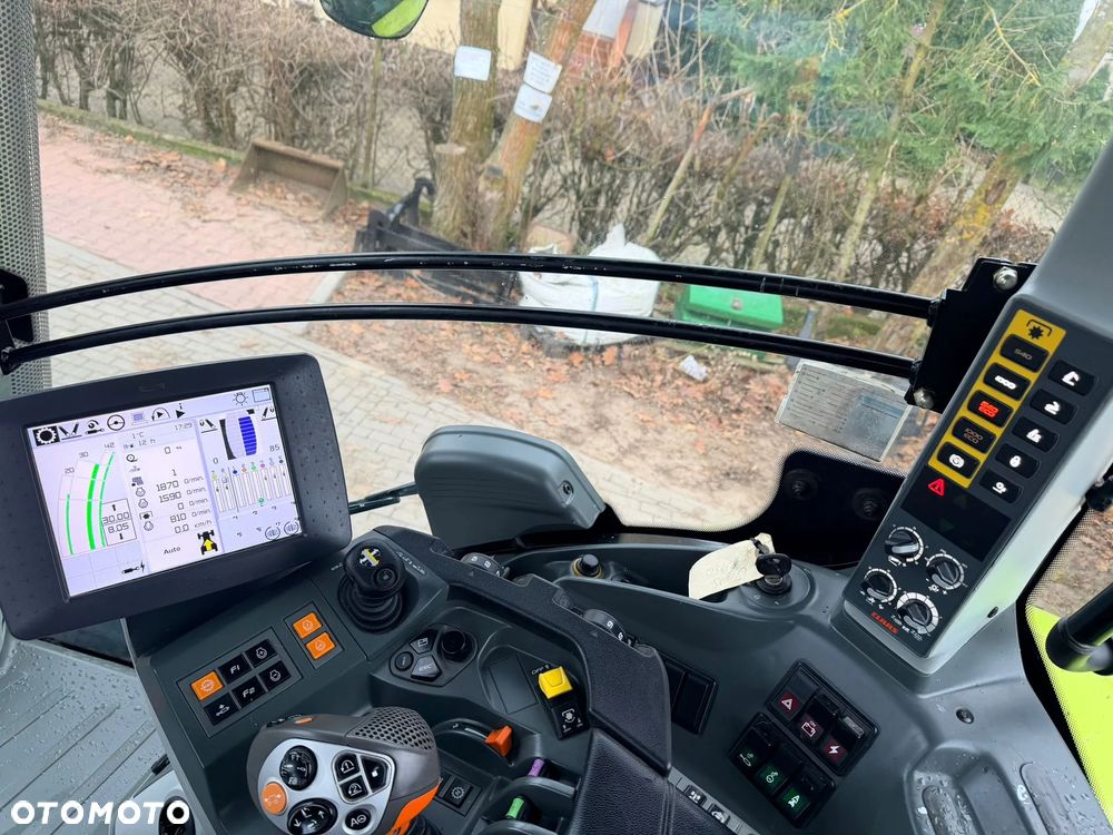 Claas Axion 950 - 21