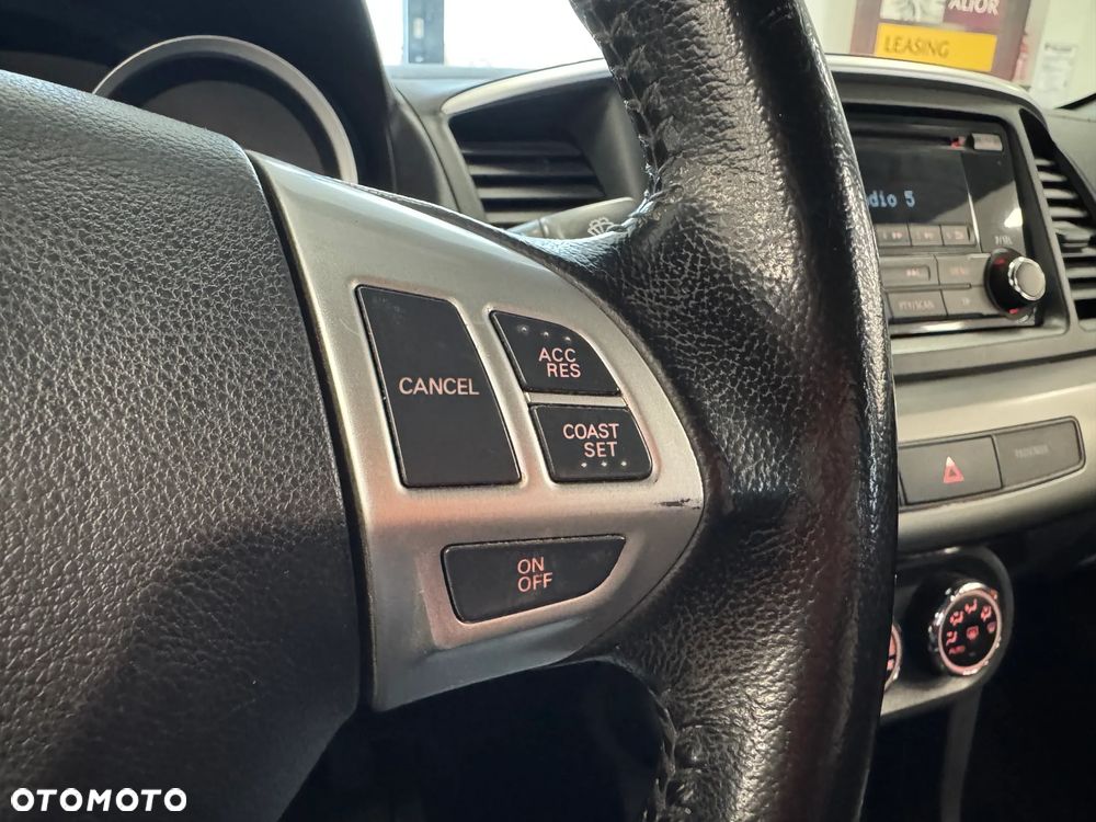Mitsubishi Lancer 1.8 Intense - 13
