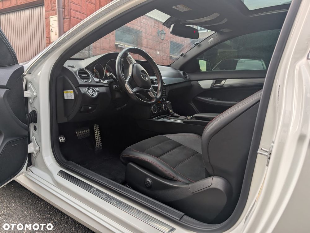 Mercedes-Benz Klasa C 250 Sport 7G-TRONIC - 20