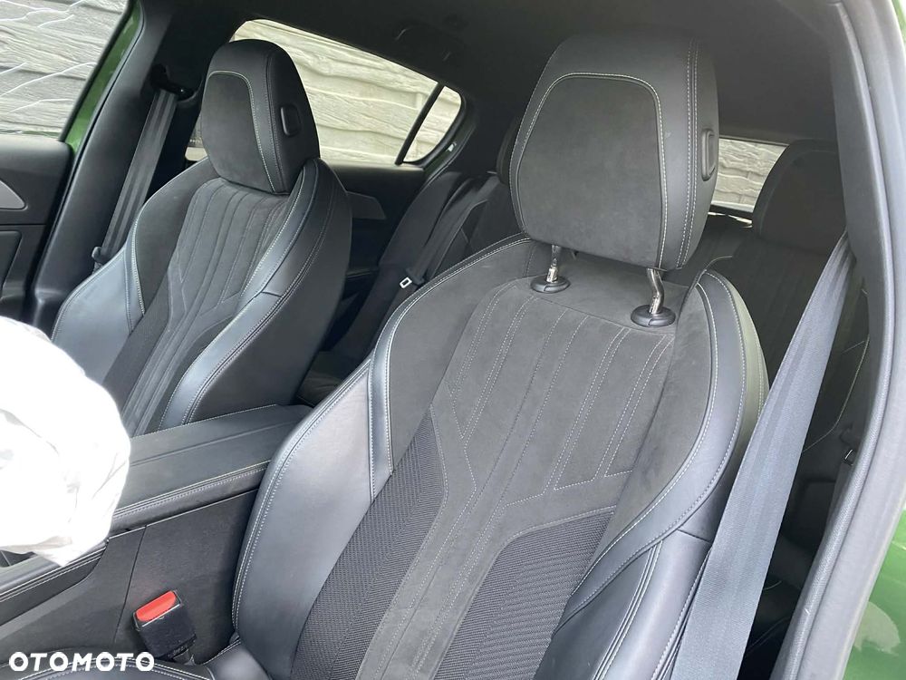 Peugeot 308 BlueHDi 130 EAT8 GT - 16