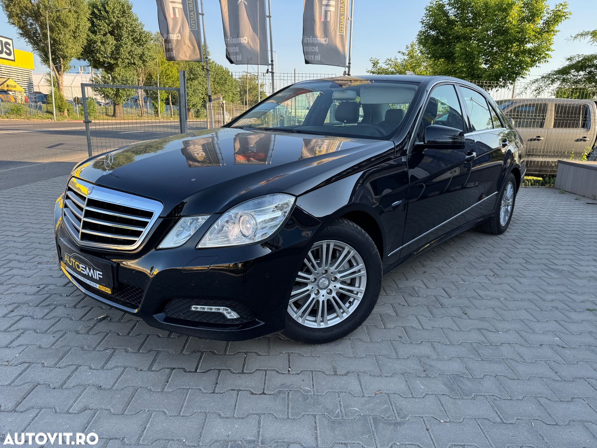 Mercedes-Benz E - 1
