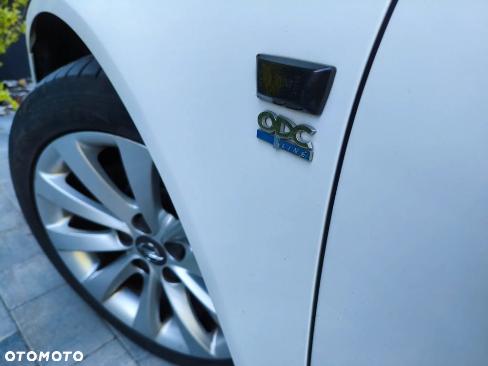 Opel Insignia - 2