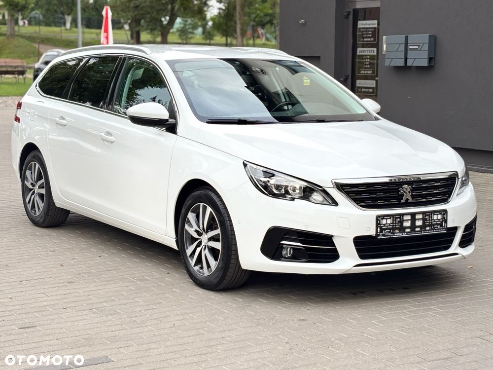 Peugeot 308 2019 photo 5