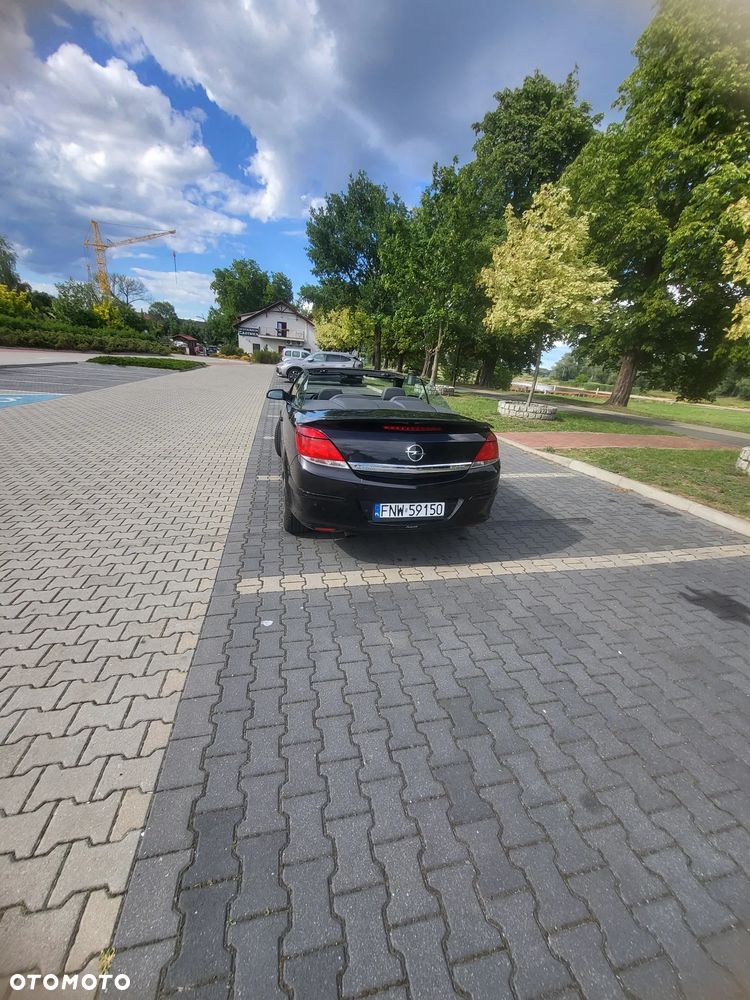 Opel Astra 1.6 T Enjoy - 3