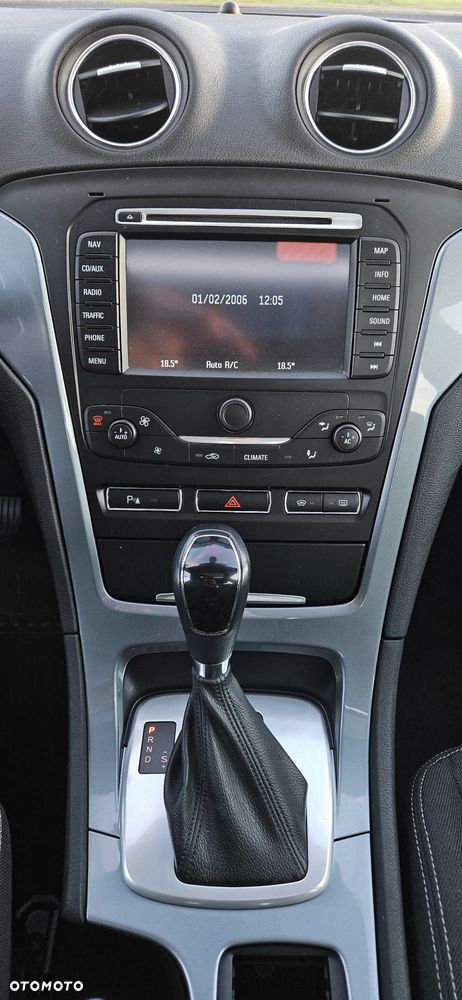 Ford Mondeo 2.0 TDCi Titanium - 12